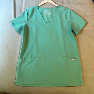 Figs Surgical green Casma top